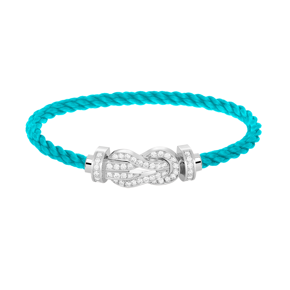 [Cyra] CHANCE GROSSES ARMBAND MIT 8-STELLIGER SCHNALLE UND VOLLBESATZ MIT DIAMANTEN IN SILBER