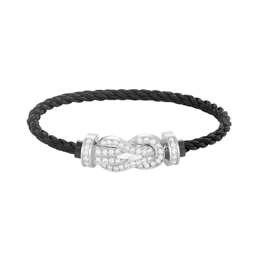 [Cyra] CHANCE GROSSES ARMBAND MIT 8-STELLIGER SCHNALLE UND VOLLBESATZ MIT DIAMANTEN IN SILBER