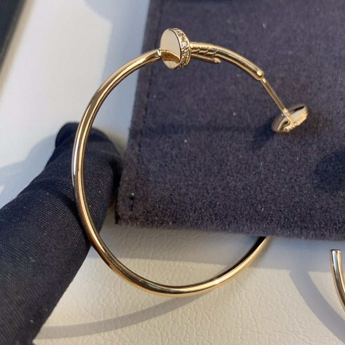 [Cyra]  JUSTE EARRINGS GOLD DIAMONDS 1.8MM