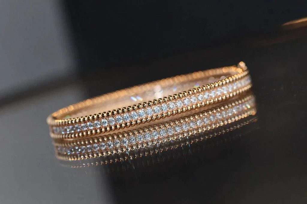 [Cyra] PERLEE ARMBAND MIT 1 DIAMANTREIHE
