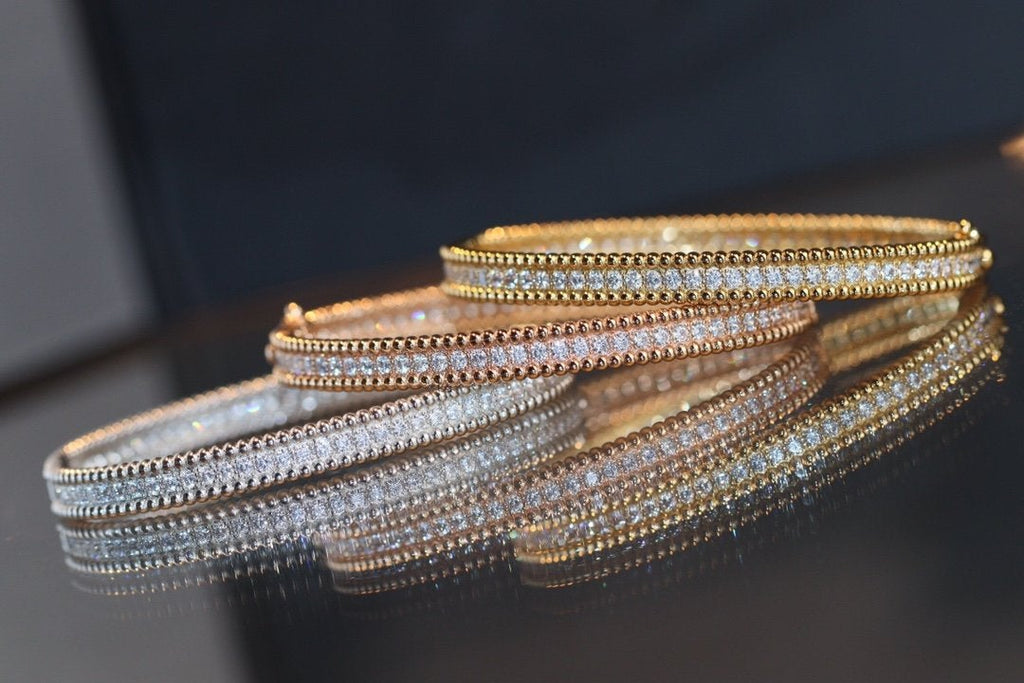 [Cyra] PERLEE ARMBAND MIT 1 DIAMANTREIHE