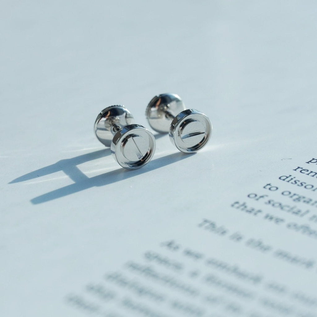 [Cyra]  LOVE EARRINGS SILVER 10MM