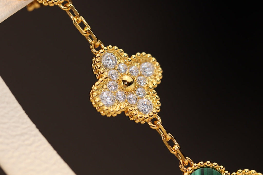 [Cyra] CLOVER-OHRRINGE GOLD MALACHIT DIAMANT 3 MOTIVE