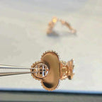 [Cyra] CLOVER MEDIUM 1 MOTIV GRAUES PERLMUTT DIAMANT-OHRRINGE