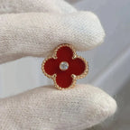[Cyra]  CLOVER MEDIUM 1 MOTIFS CARNELIAN  DIAMOND earrings
