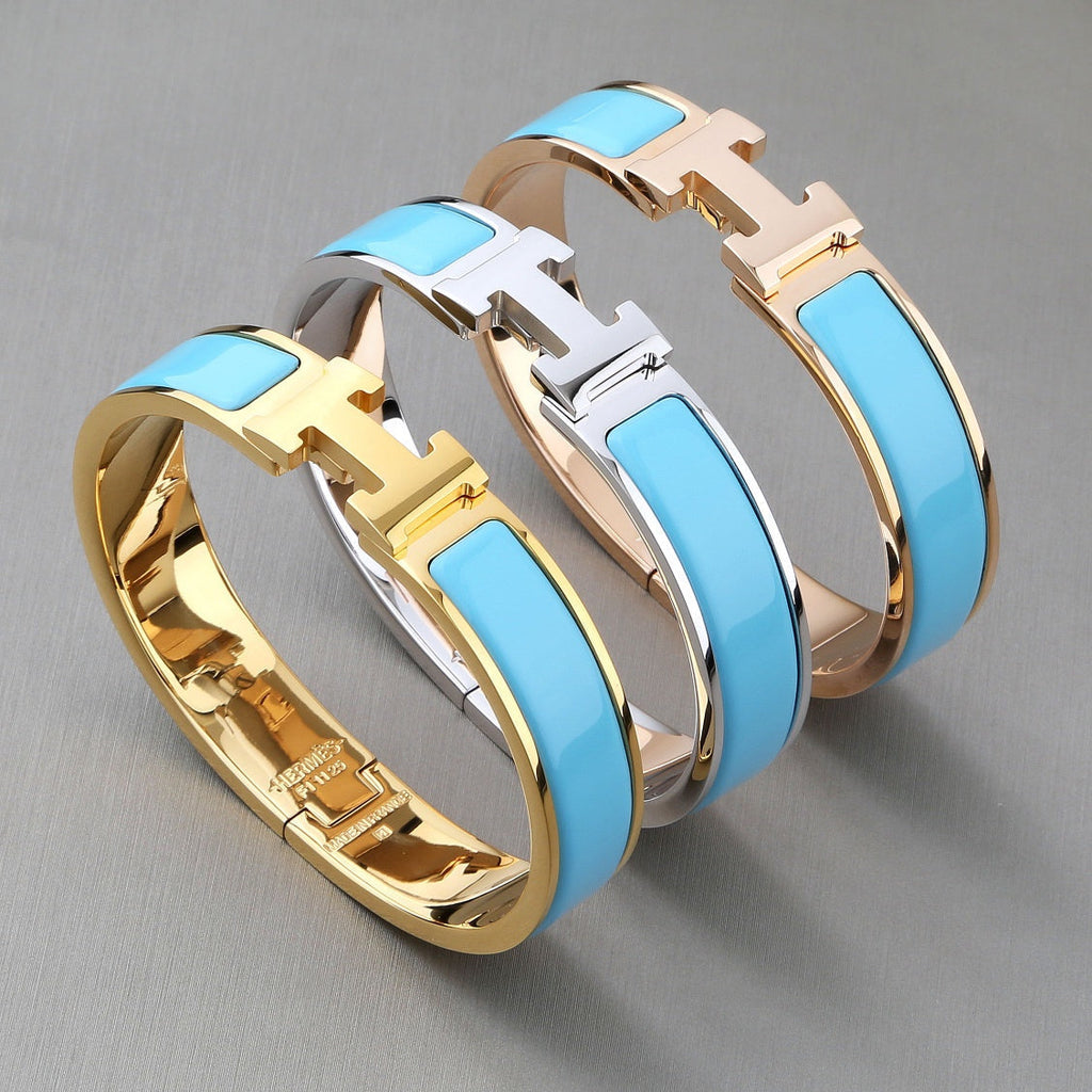 [Cyra]  H CLOUD BLUE BRACELET