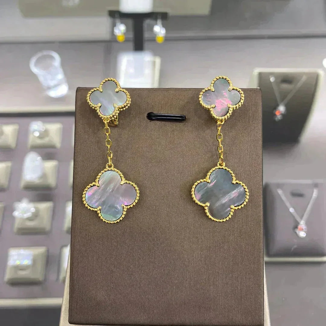 [Cyra]  CLOVER 2 MOTIFS  EARRINGS (MULTIPLE CHOICESC