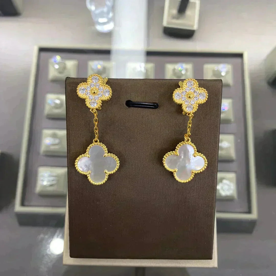 [Cyra]  CLOVER  2 MOTIFS  DIAMOND  EARRINGS (MULTIPLE CHOICESç´