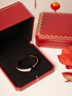 [Cyra]  PANTHÈRE OFFENES ARMBAND AUS ROSÉGOLD MIT DIAMANTEN