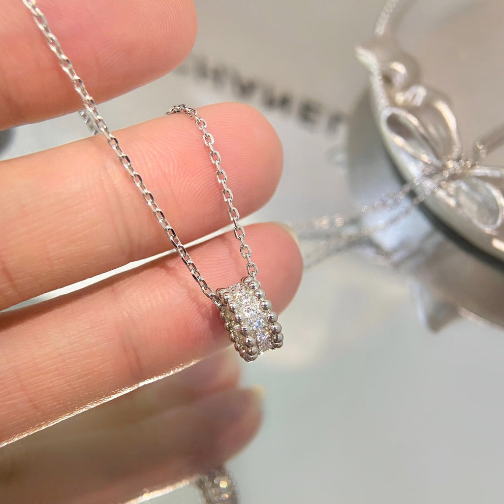 [Cyra]  PERLEE DIAMOND NECKLACE