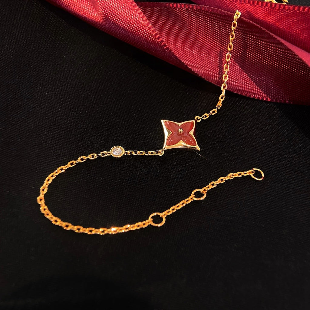 [Cyra] COLOR STAR ARMBAND AUS KARNEOL, ROSÉGOLD UND DIAMANTEN