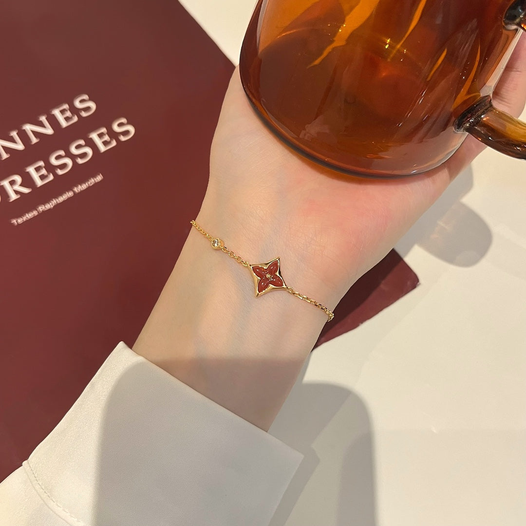 [Cyra] COLOR STAR ARMBAND AUS KARNEOL, ROSÉGOLD UND DIAMANTEN