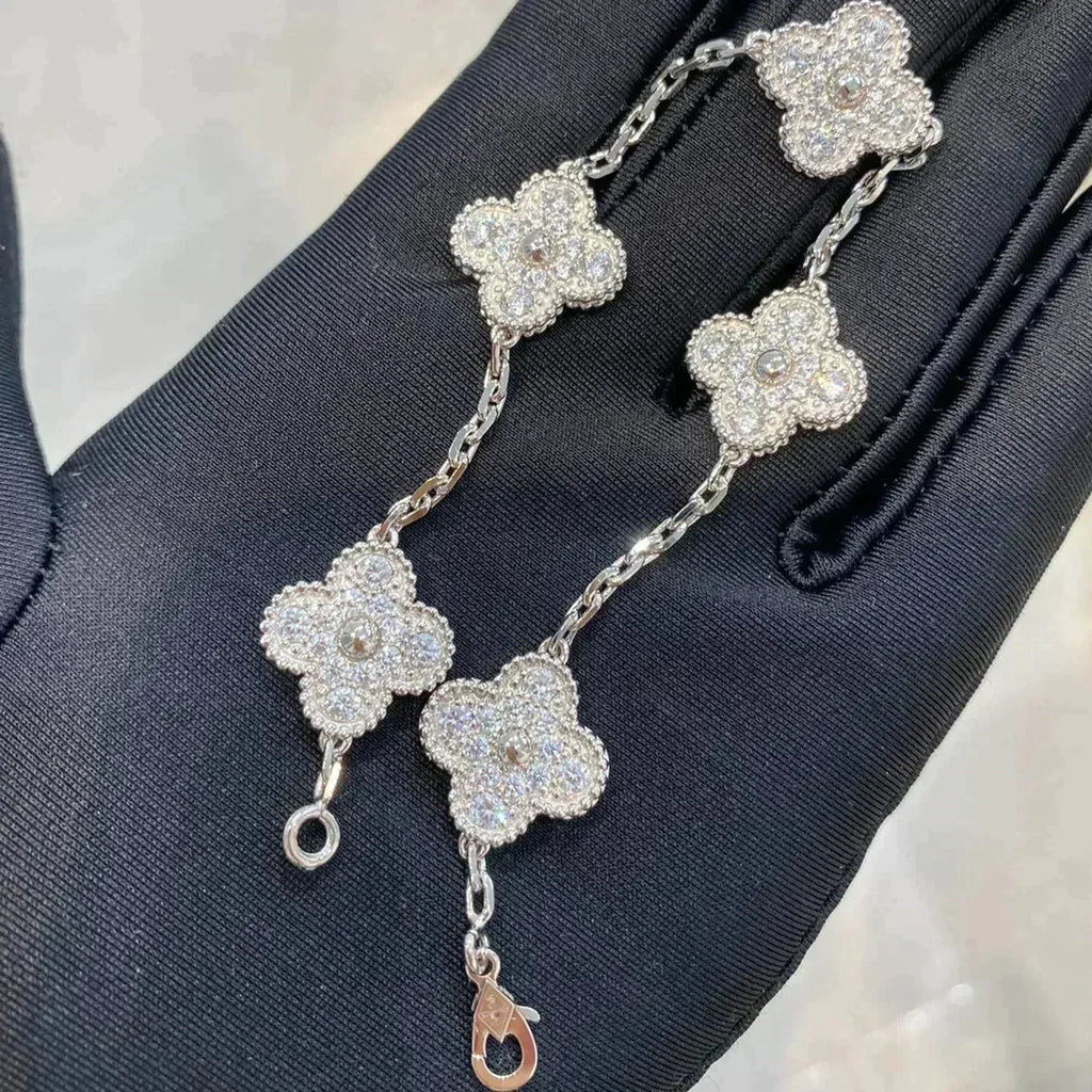 [Cyra] Neue CLOVER 5 MOTIF FULL DIAMOND ARMBAND-KOLLEKTION