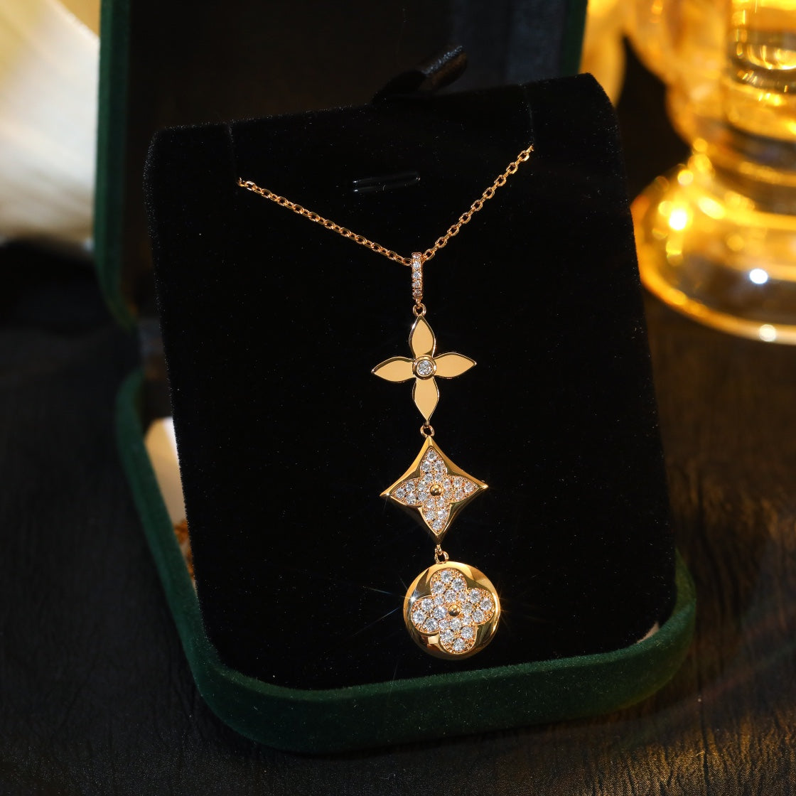 [Cyra] KETTE MIT STERN- UND SONNENDIAMANT IN ROSÉGOLD