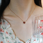 [Cyra]  SONNEN-ANHÄNGER ROSÉGOLD 1 DIAMANT-HALSKETTE