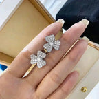 [Cyra] CLOVER COMOS DIAMANT-OHRRINGE SILBER