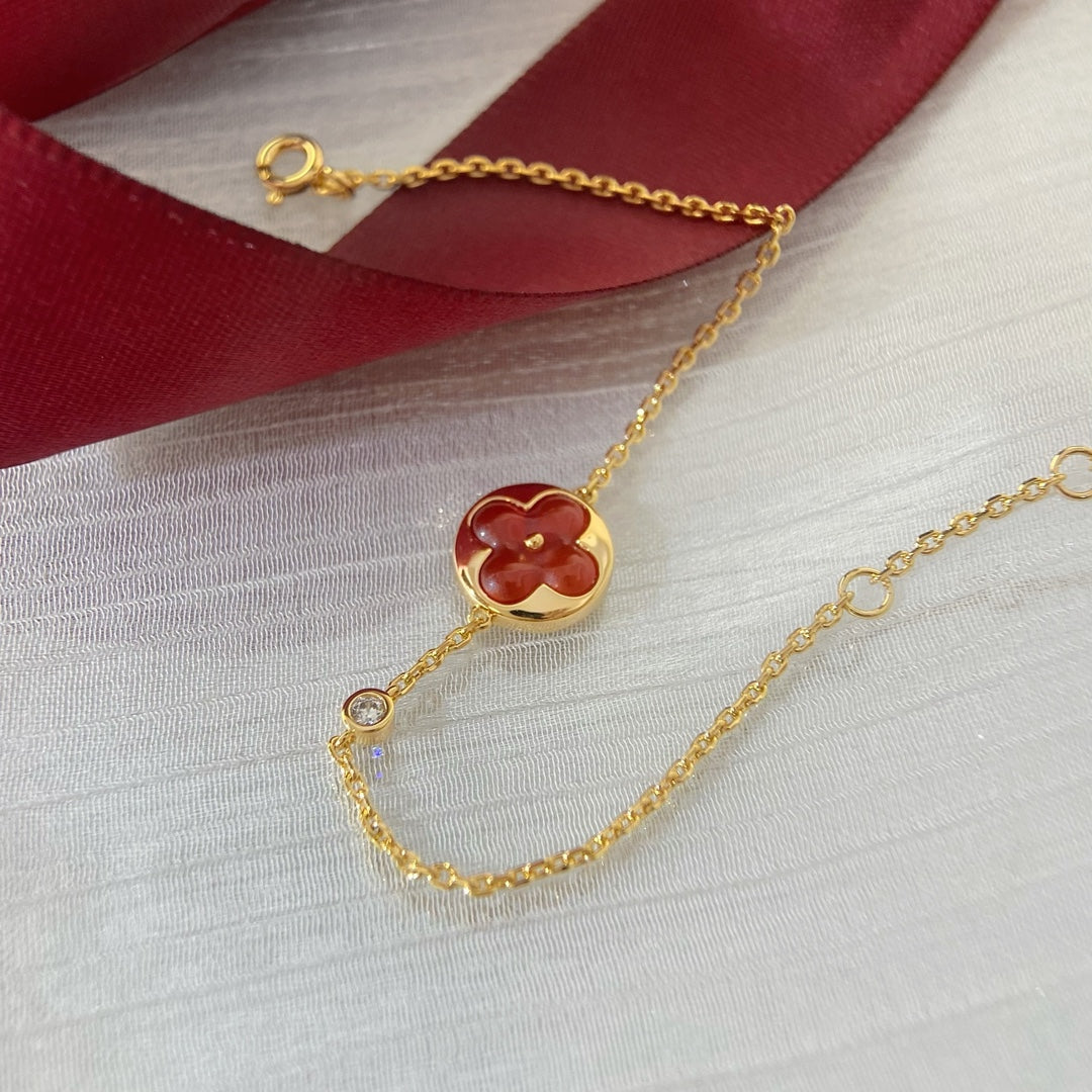 [Cyra]  SUN PEDANT CARNELIAN BRACELET