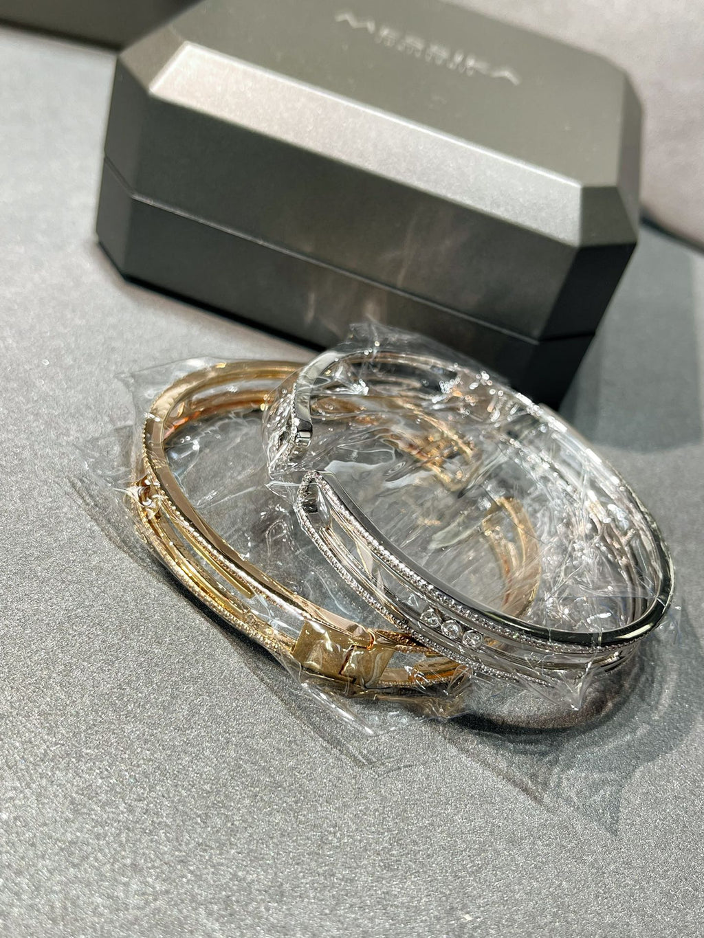 [Cyra] MOVE 10TH DIAMANTARMBAND MIT PAVÉ-BESATZ