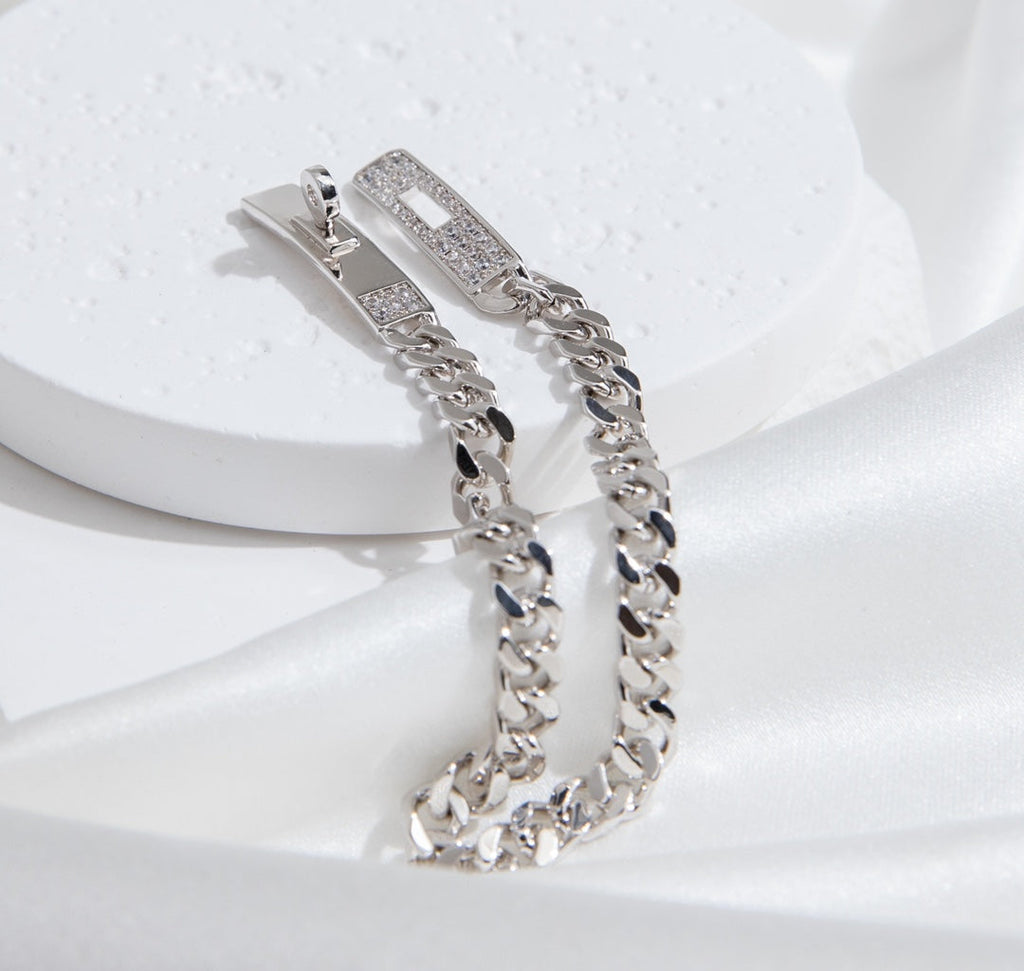 [Cyra]  KELLY CHAIN SILVER DIAMOND BRACELET