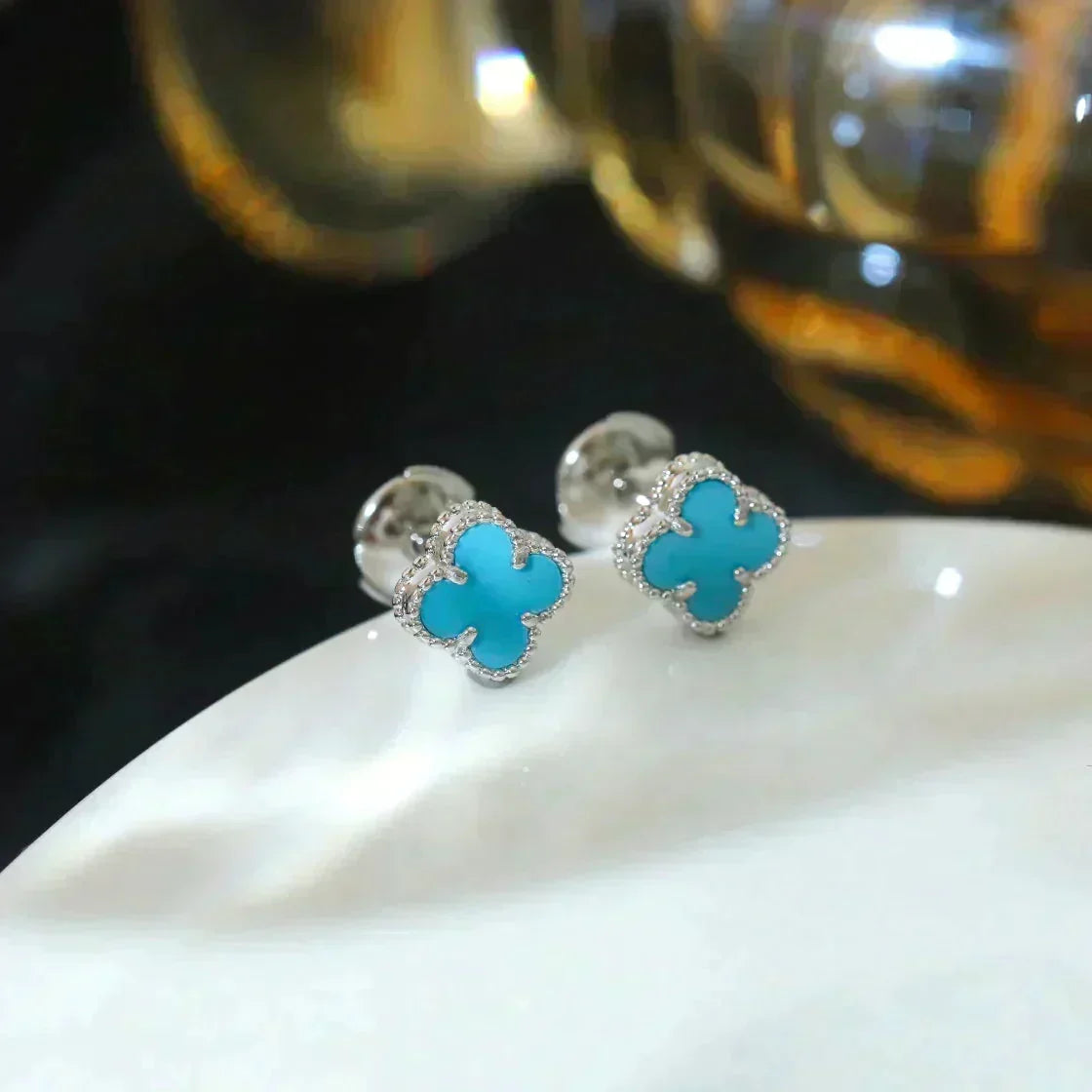 [Cyra]  CLOVER MINI 9.5MM ONYX STUD EARRINGS SILVER