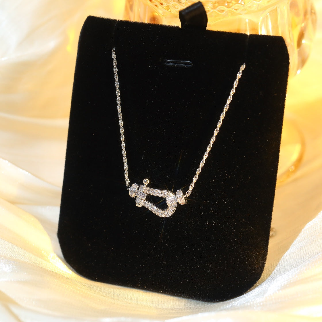 [Cyra]  FORCE 10 DIAMOND SILVER NECKLACE MINI MODEL