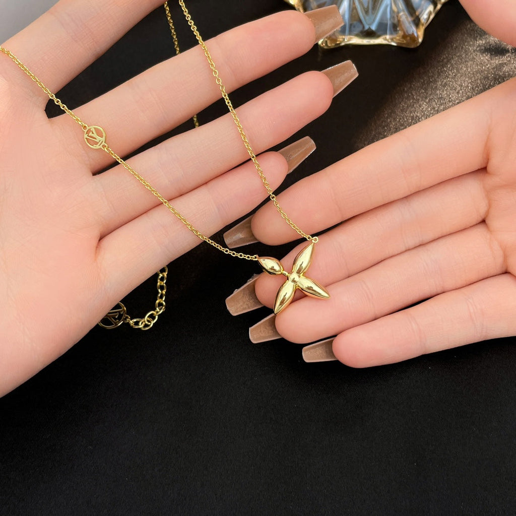 [Cyra]  LOUISETTE GOLD NECKLACE