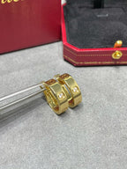 [Cyra] LOVE 5,5-MM-OHRRINGE MIT 1 DIAMANTEN