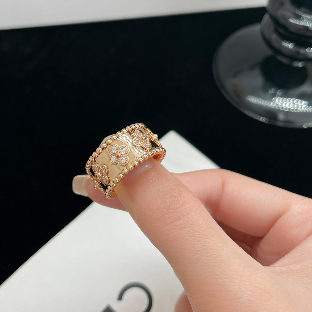 [Cyra]  PERLEE DIAMOND LARGE RING