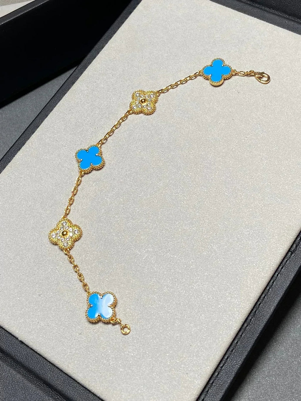[Cyra] New CLOVER 5 MOTIF BLUE AGATE BRACELET COLLECTION