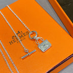 [Cyra]  CONSTANCE PEDANT SILVER NECKLACE