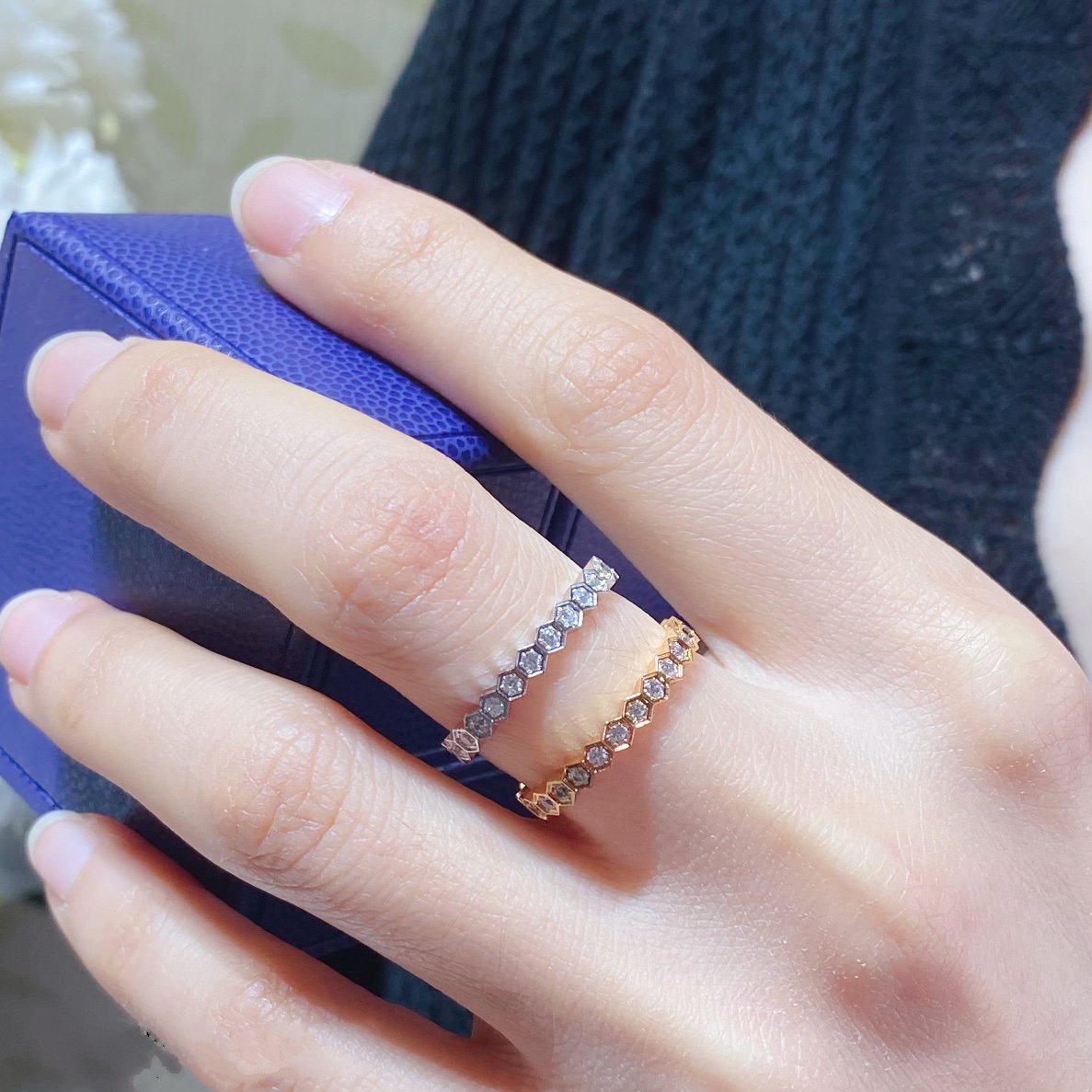 [Cyra]  BEE LOVE DIAMOND PAVED SMALL RING