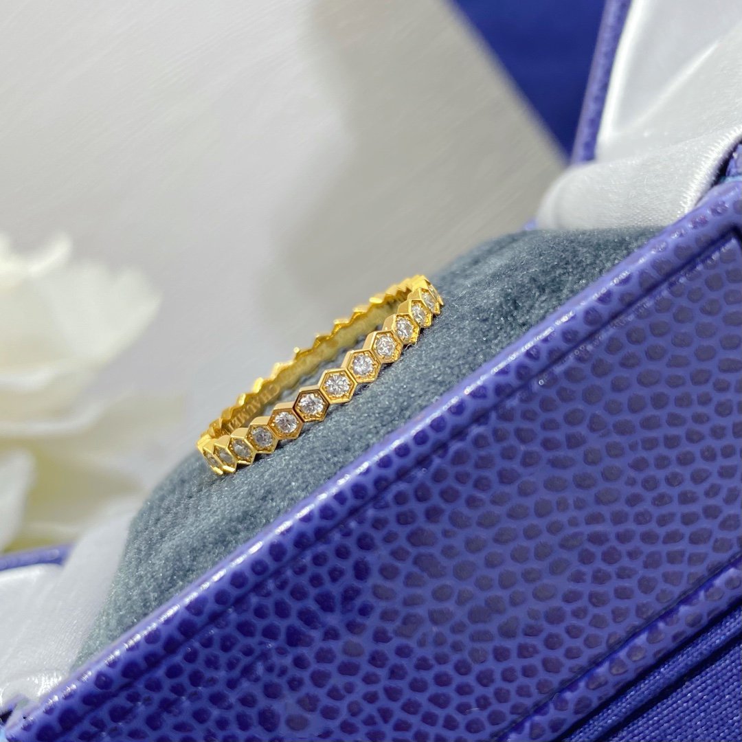 [Cyra] BEE LOVE DIAMOND PAVED SMALL RING