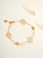 [Cyra] B.C.L EMAILLIERTES Drei-Blumen-Armband (Trompete)