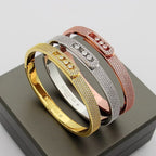 [Cyra] Move Noa Armreif mit Vollpavé-Diamanten
