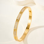 [Cyra]  LOVE ARMBAND 4,8 MM MIT DIAMANTBESATZ