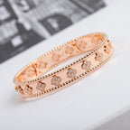 [Cyra]  KLEEBLATT-ARMBAND 8MM DIAMANTEN