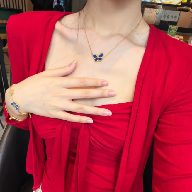 [Cyra]  2026 BUTTERFLY BLUE   NECKLACE