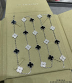[Cyra] CLOVER 20 MOTIFS DIAMOND ONYX NECKLACE