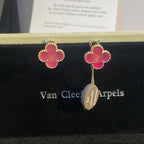 [Cyra] NEUE CLOVER 15MM OHRSTECKER MIT ROSA EMAILLE