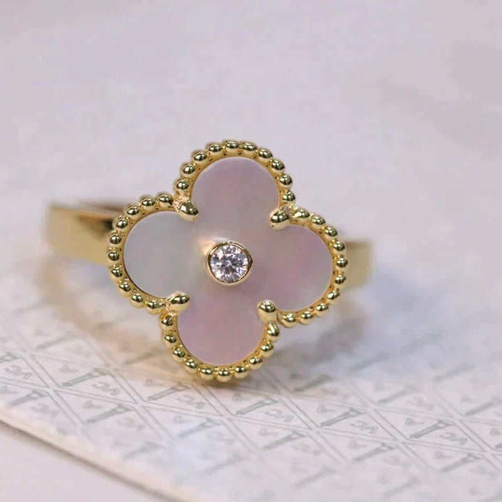 [Cyra] CLOVER PINK MOP RING GOLD DIAMANT