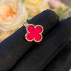 [Cyra] NEUE RINGE MIT ROSA EMAILLE-KLEEBLATT