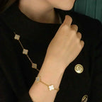 [Cyra] New CLOVER WHITE PEARL MOP 5 MOTIF BRACELET COLLECTION