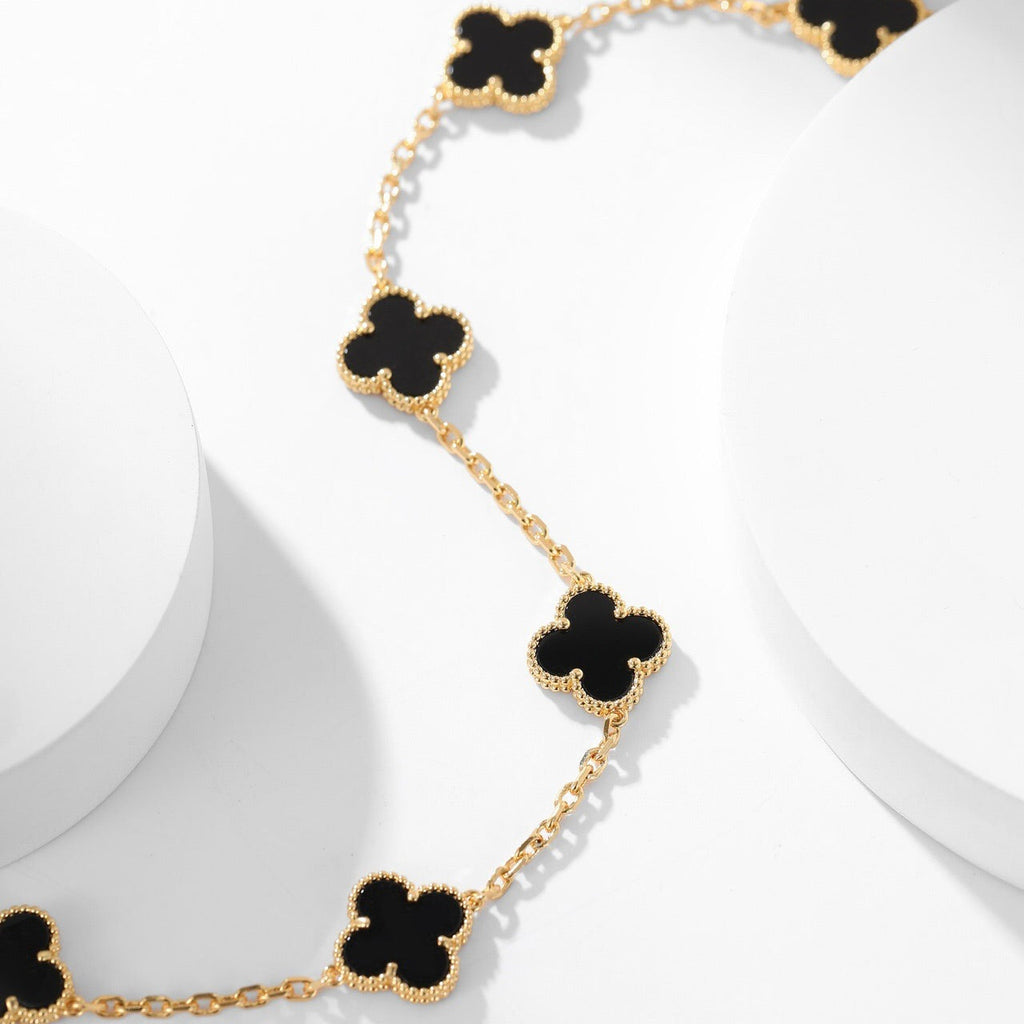[Cyra]  CLOVER 10 MOTIFS ONYX NECKLACE
