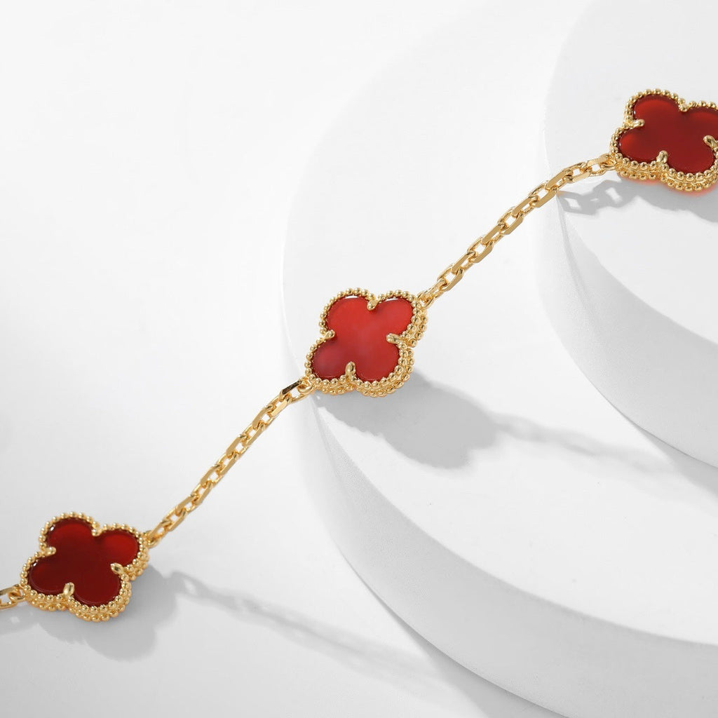 [Cyra] CLOVER-HALSKETTE MIT 10 MOTIVEN AUS KARNEOL