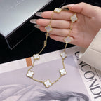 [Cyra]  CLOVER 10 MOTIFS WHITE MOTHER OF PEARL NECKLACE