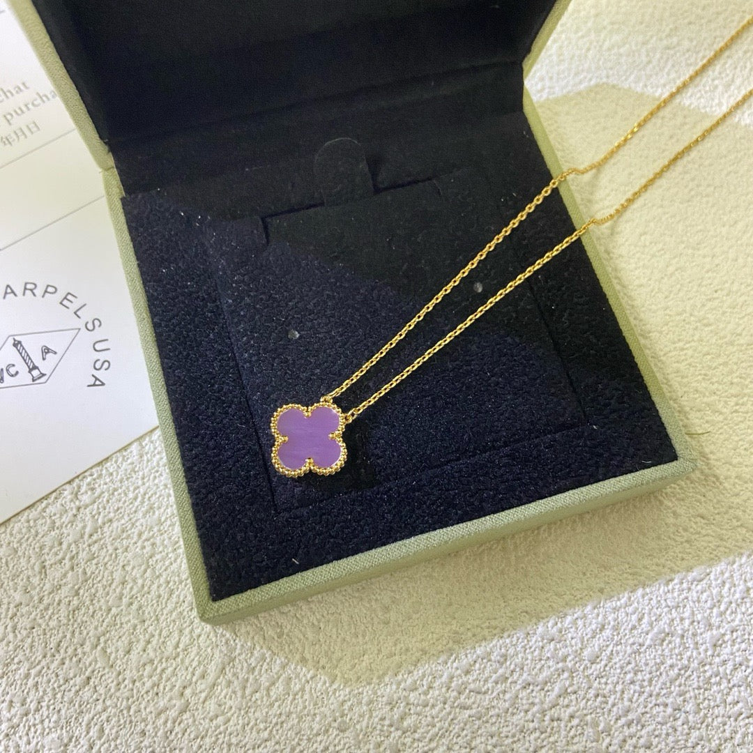 [Cyra]  CLOVER 15MM  PURPLE VIOLET NECKLACE
