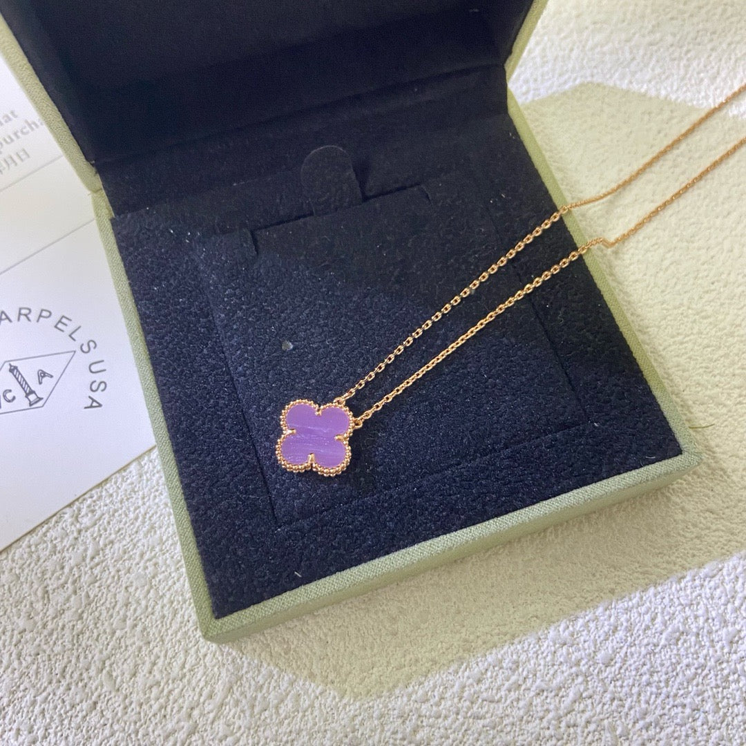 [Cyra]  CLOVER 15MM  PURPLE VIOLET NECKLACE