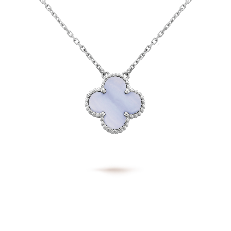 [Cyra] CLOVER 15MM HALSKETTE BLAUER CHALCEDON SILBER