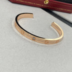 [Cyra] ラブブレスレット 6.1mm 1ダイヤモンド オープンカフ