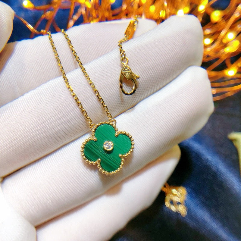 [Cyra] CLOVER 15MM DIAMANT-TÜRKIS-HALSKETTE